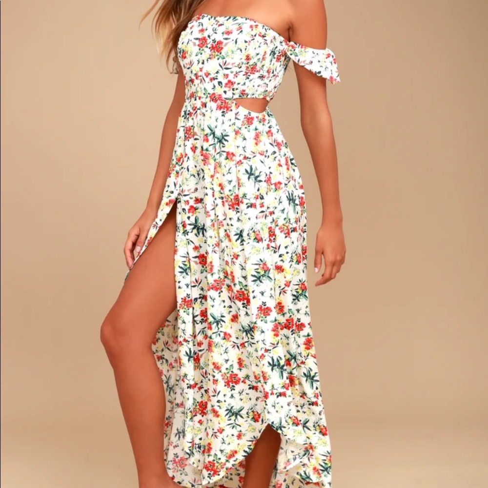Lulus white floral dress